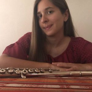 Insegnante di flauto traverso, pianoforte ed educazione musicale. 